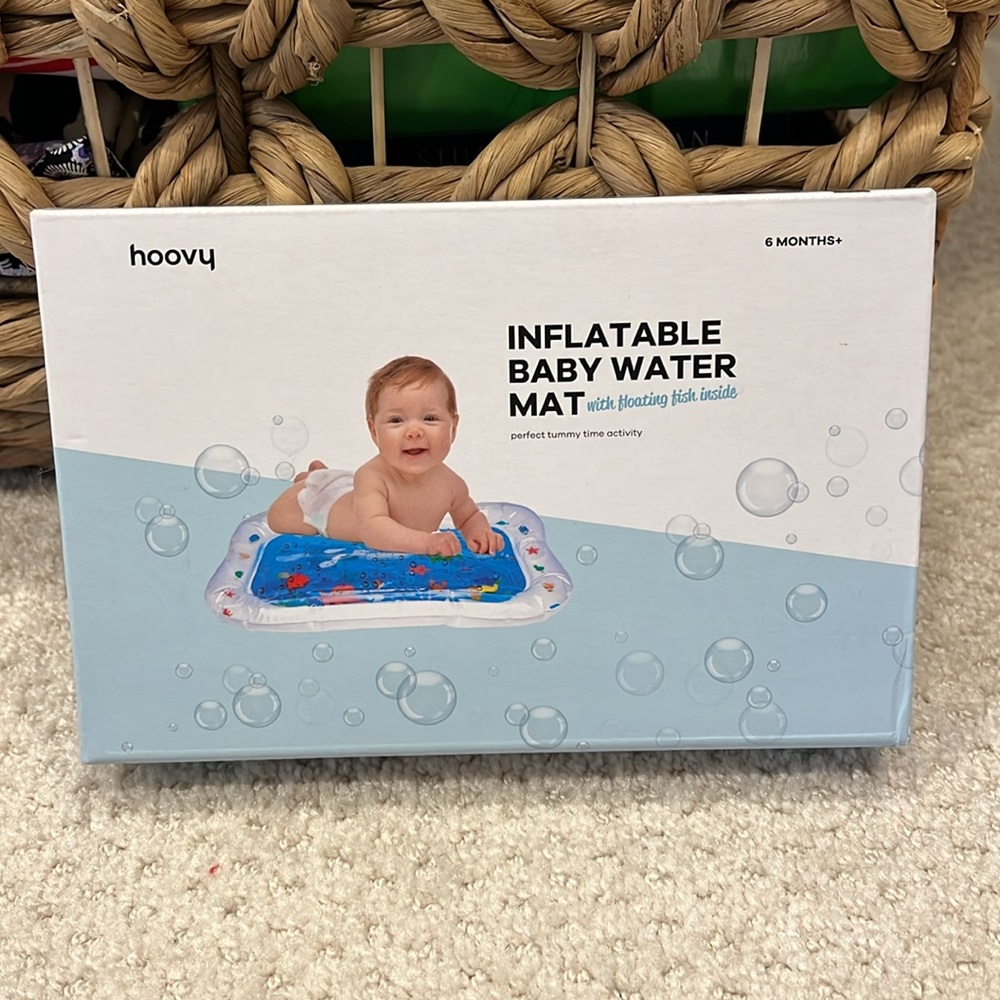 Inflatable baby water mat